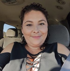 Meet your Posher, Denise